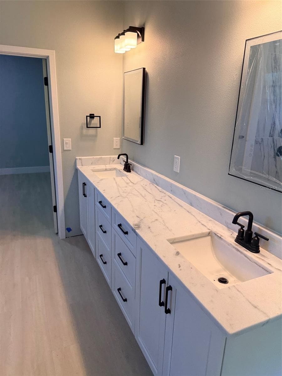 primary bath room - 1619 MAGNOLIA AVE, DELAND