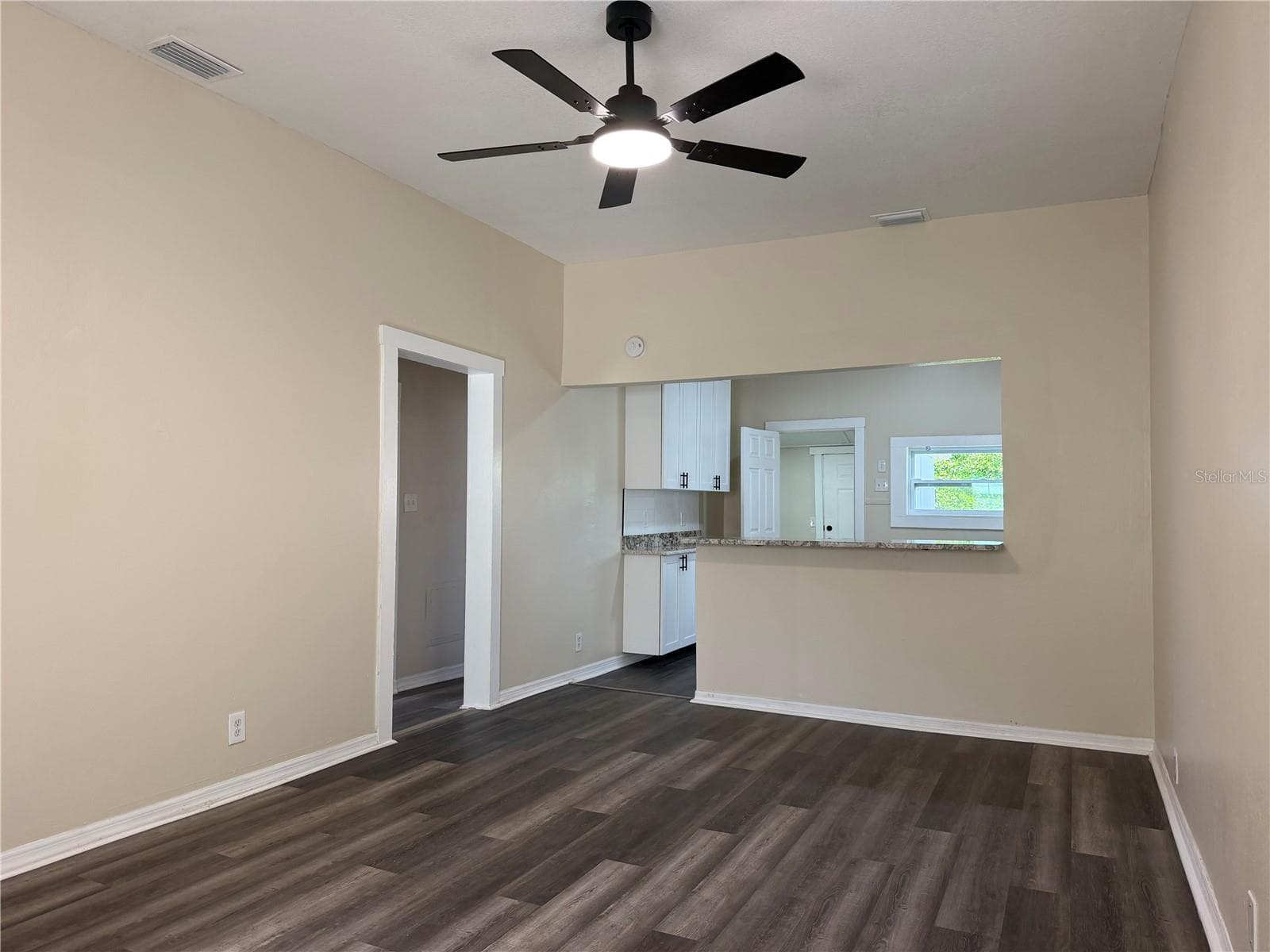 Living Area - 8113 N SEMMES ST, TAMPA