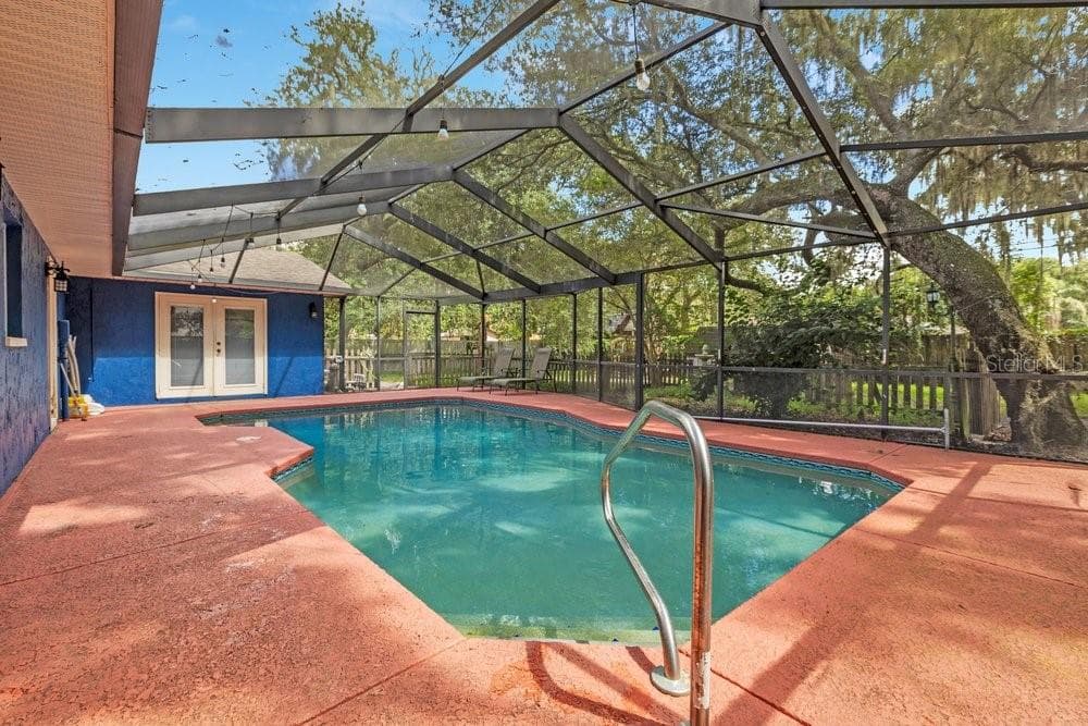 Single Family Residence at 1121 OLD POLK CITY RD, LAKELAND, photo 31 of 47