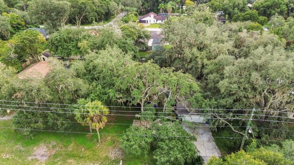 Single Family Residence at 1121 OLD POLK CITY RD, LAKELAND, photo 39 of 47