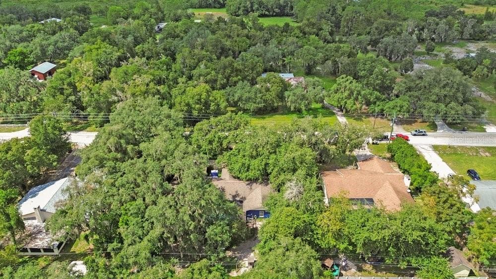 Single Family Residence at 1121 OLD POLK CITY RD, LAKELAND, photo 42 of 47