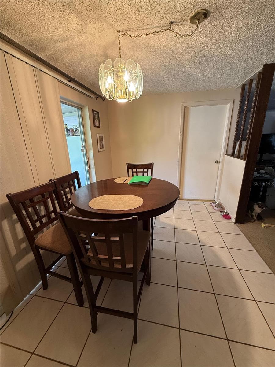 Single Family Residence at 9085 ARNDALE CIR, TAMPA, photo 11 of 20