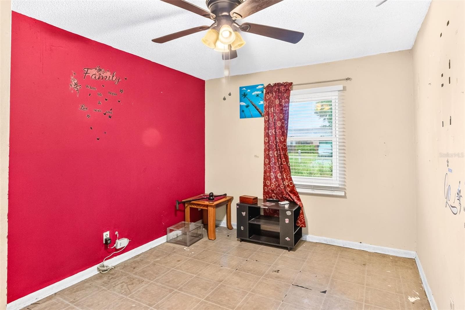 Single Family Residence at 8545 GOLD RIDGE CIR, TAMPA, photo 24 of 51