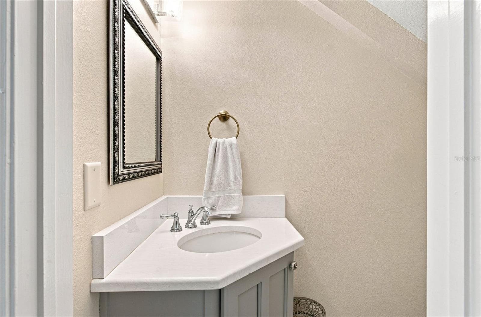Townhouse at 506 S WILLOW AVE #13, TAMPA, photo 7 of 46