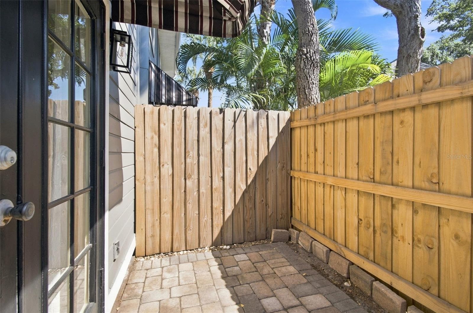 Townhouse at 506 S WILLOW AVE #13, TAMPA, photo 16 of 46