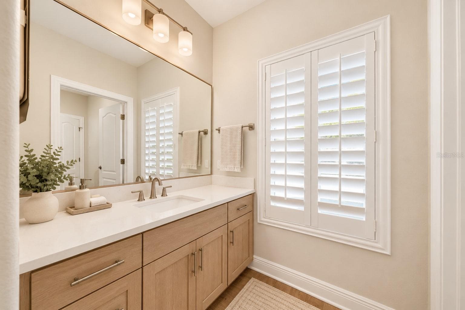 Jack & Jill Bath Virtual Renovation - 9244 RHEA DR, ODESSA