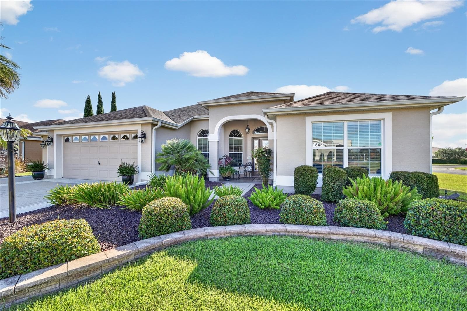 Single Family Residence at 1645 HOLLOW BRANCH WAY, THE VILLAGES, photo 4 of 48