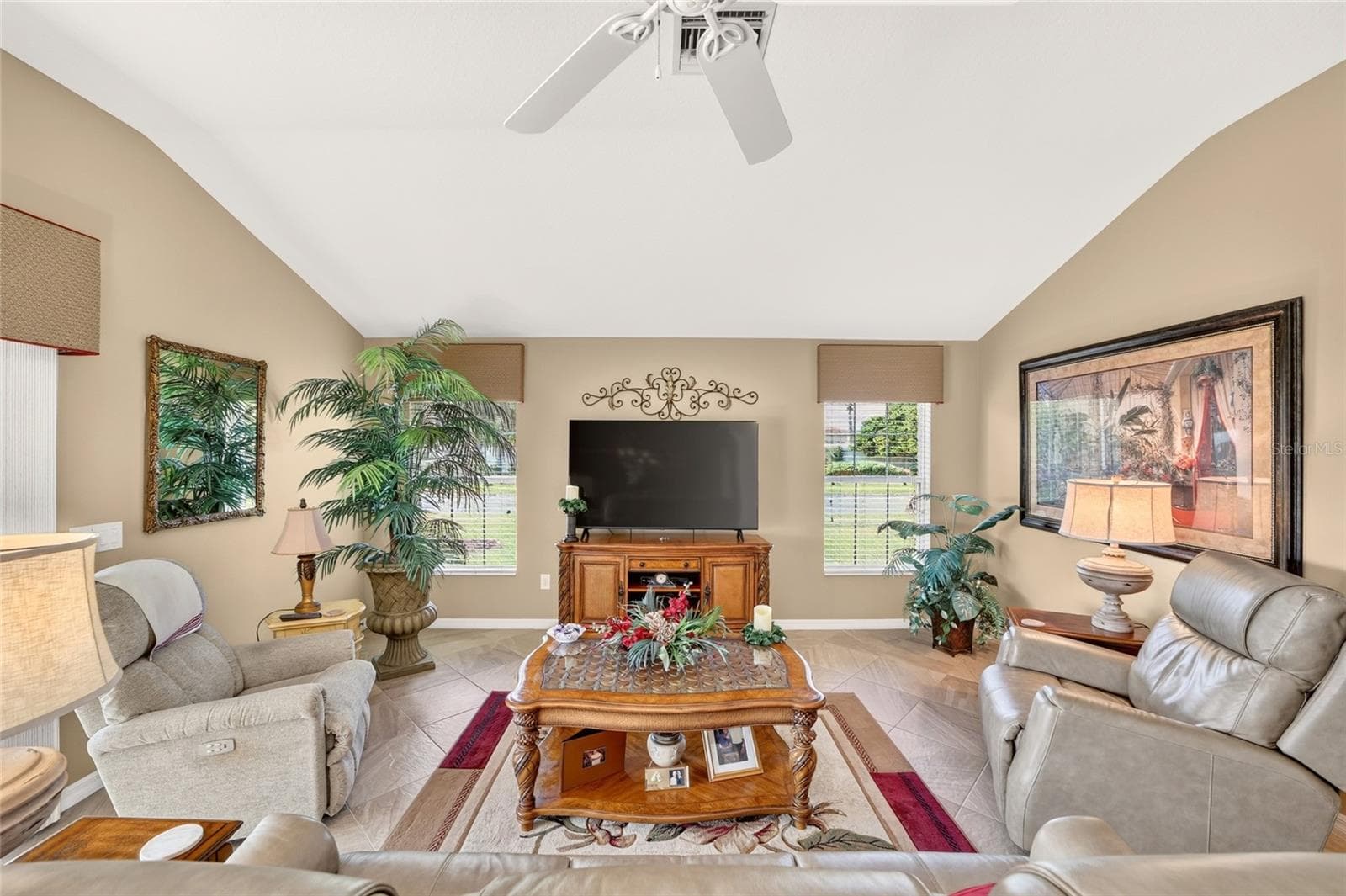 Single Family Residence at 1645 HOLLOW BRANCH WAY, THE VILLAGES, photo 13 of 48