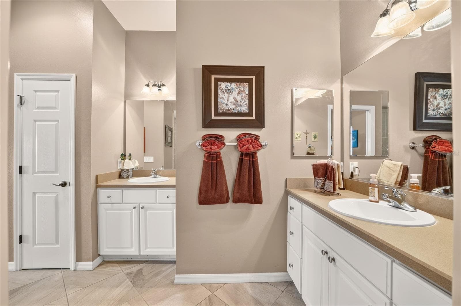 Single Family Residence at 1645 HOLLOW BRANCH WAY, THE VILLAGES, photo 28 of 48