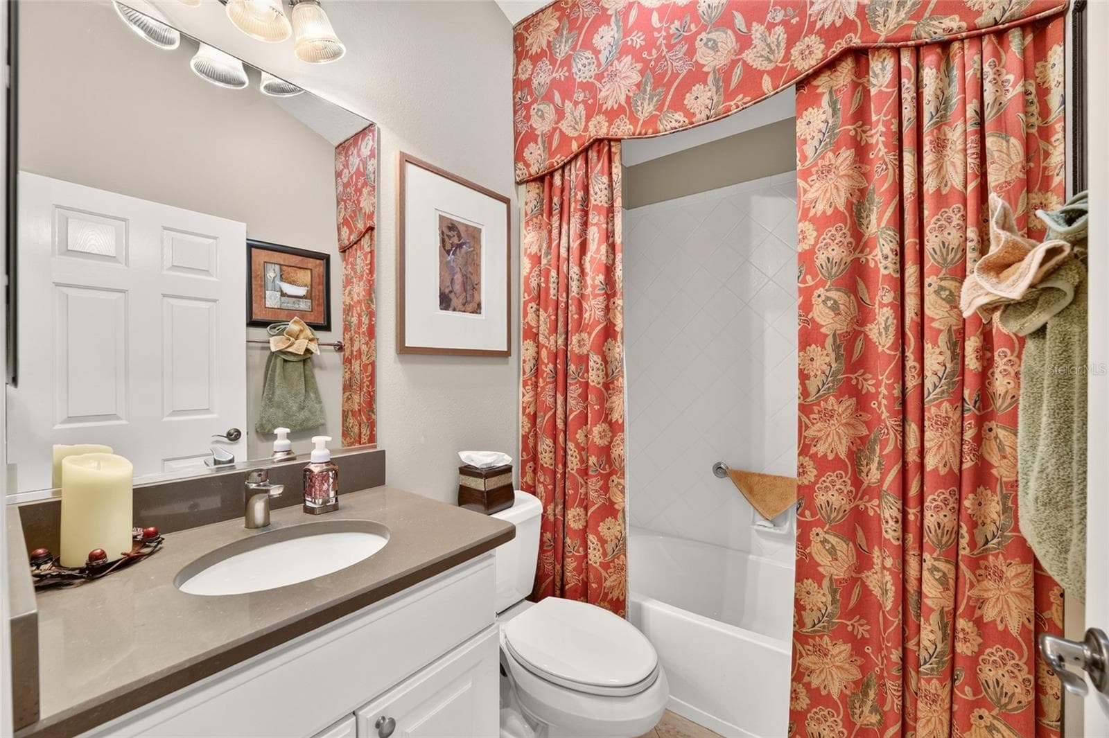 Single Family Residence at 1645 HOLLOW BRANCH WAY, THE VILLAGES, photo 33 of 48