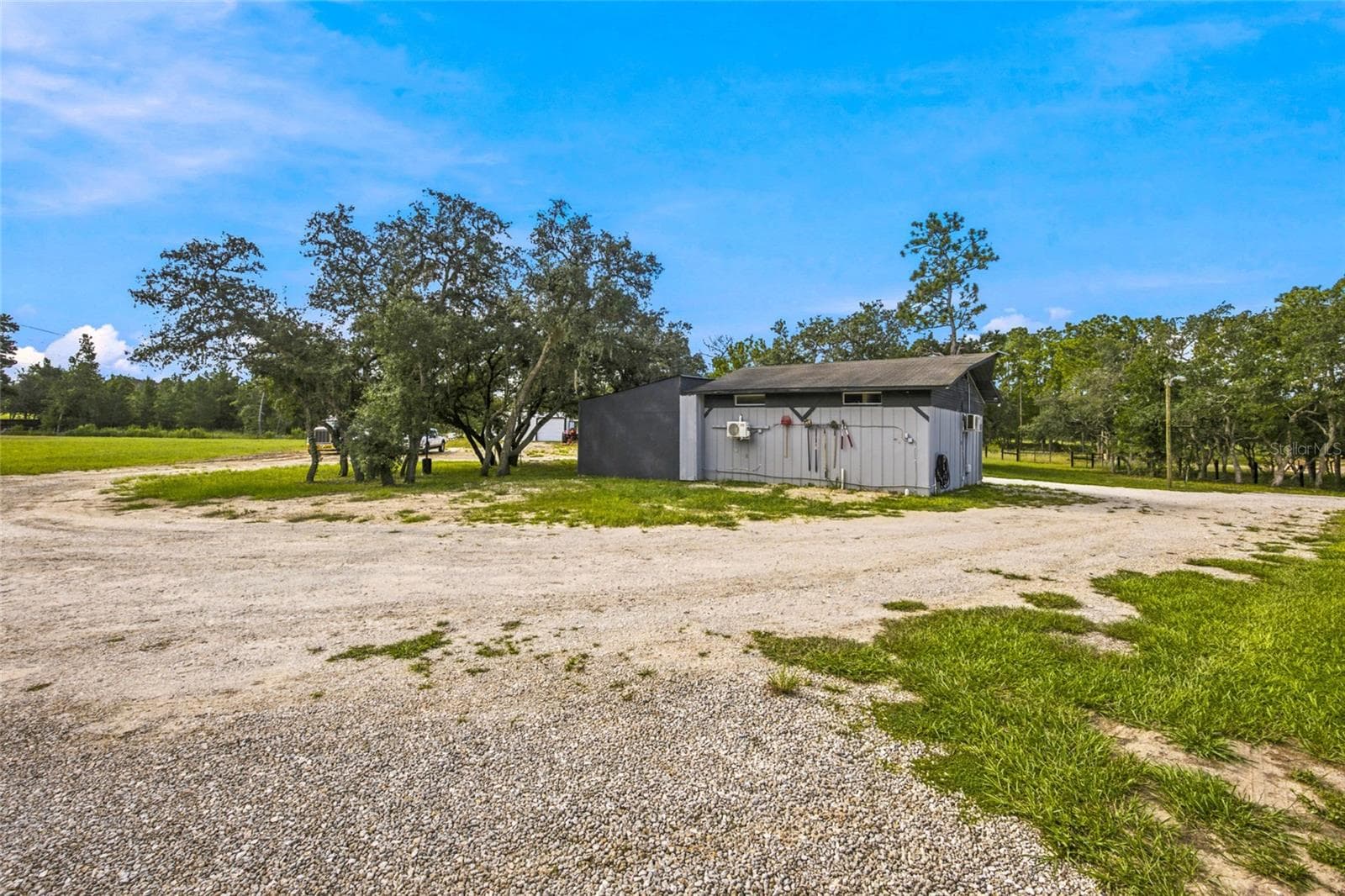 Manufactured Home at 12180 SUNSHINE, BROOKSVILLE, photo 6 of 51