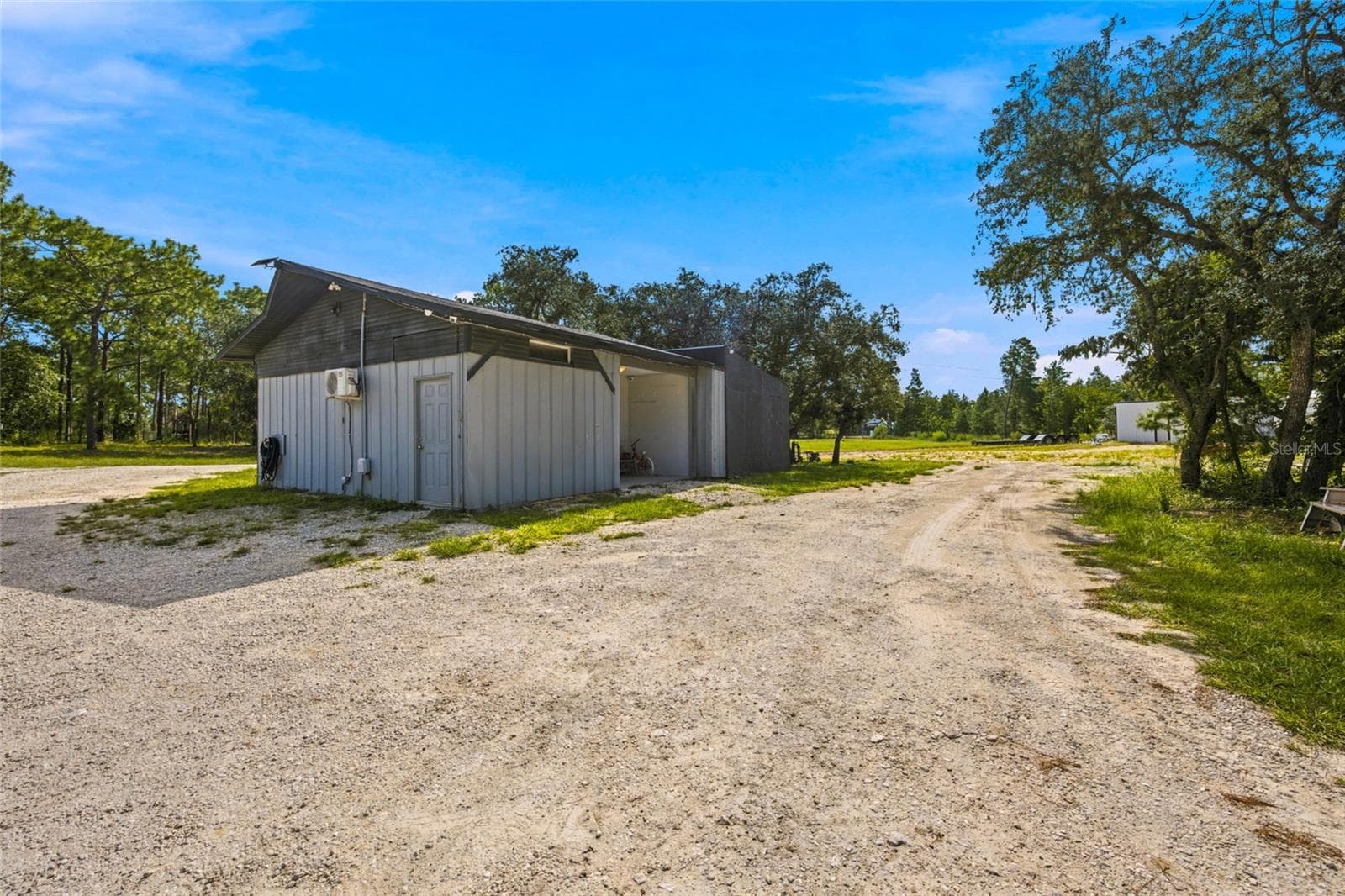 Manufactured Home at 12180 SUNSHINE, BROOKSVILLE, photo 11 of 51