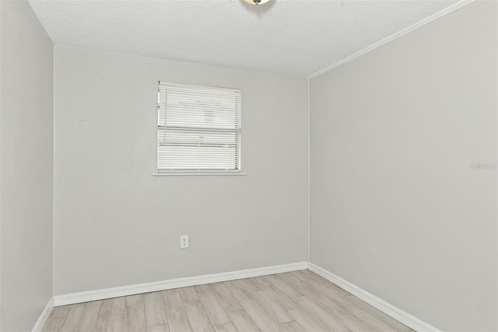 Single Family Residence at 206 4TH JPV ST, WINTER HAVEN, photo 9 of 16