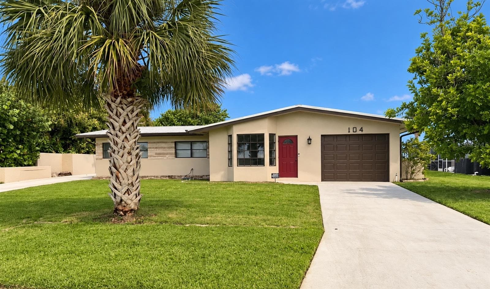 Single Family Residence at 104 NORTHSHORE TER, PORT CHARLOTTE, photo 2 of 30