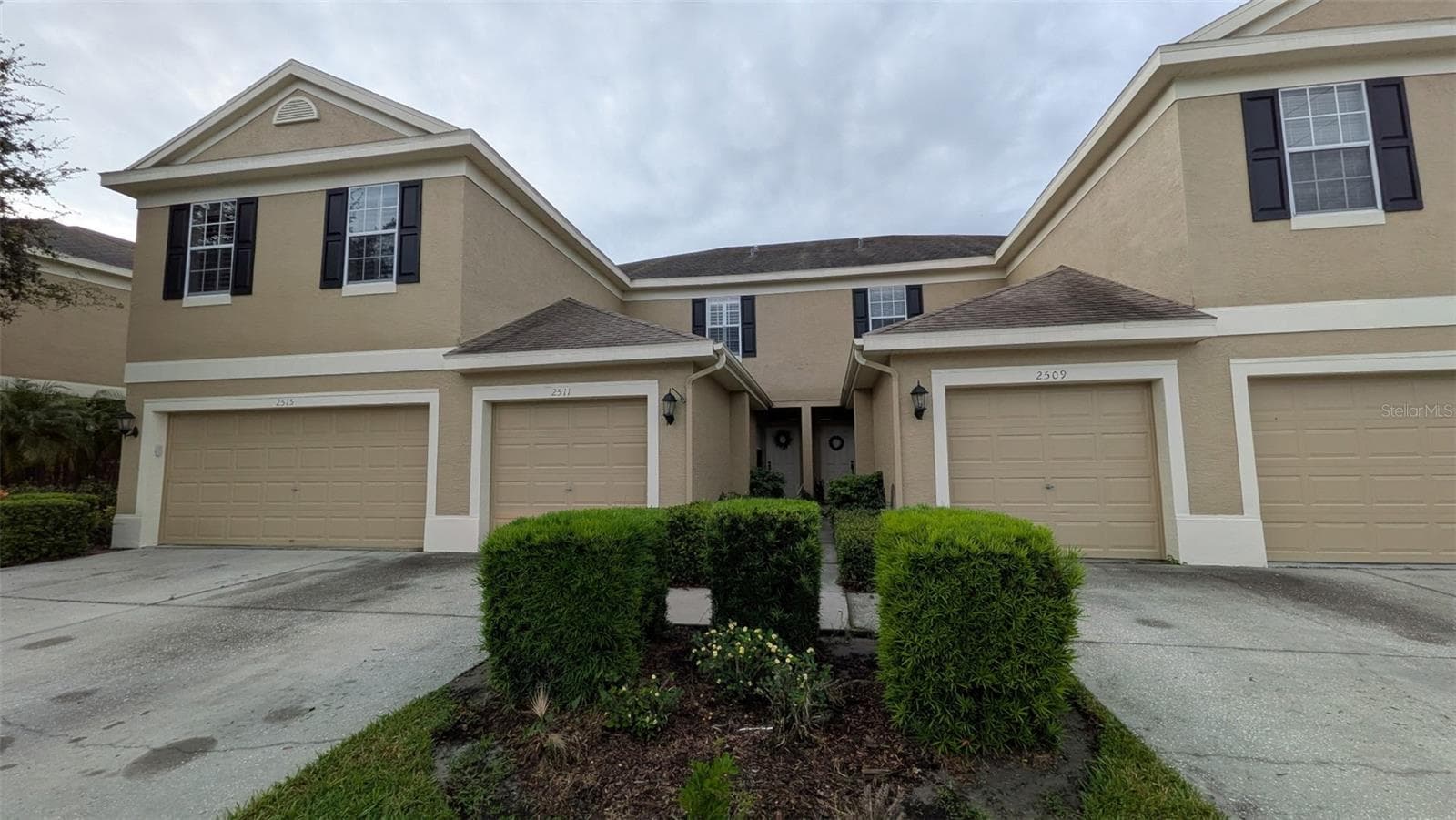 2511 NEWBERN DR