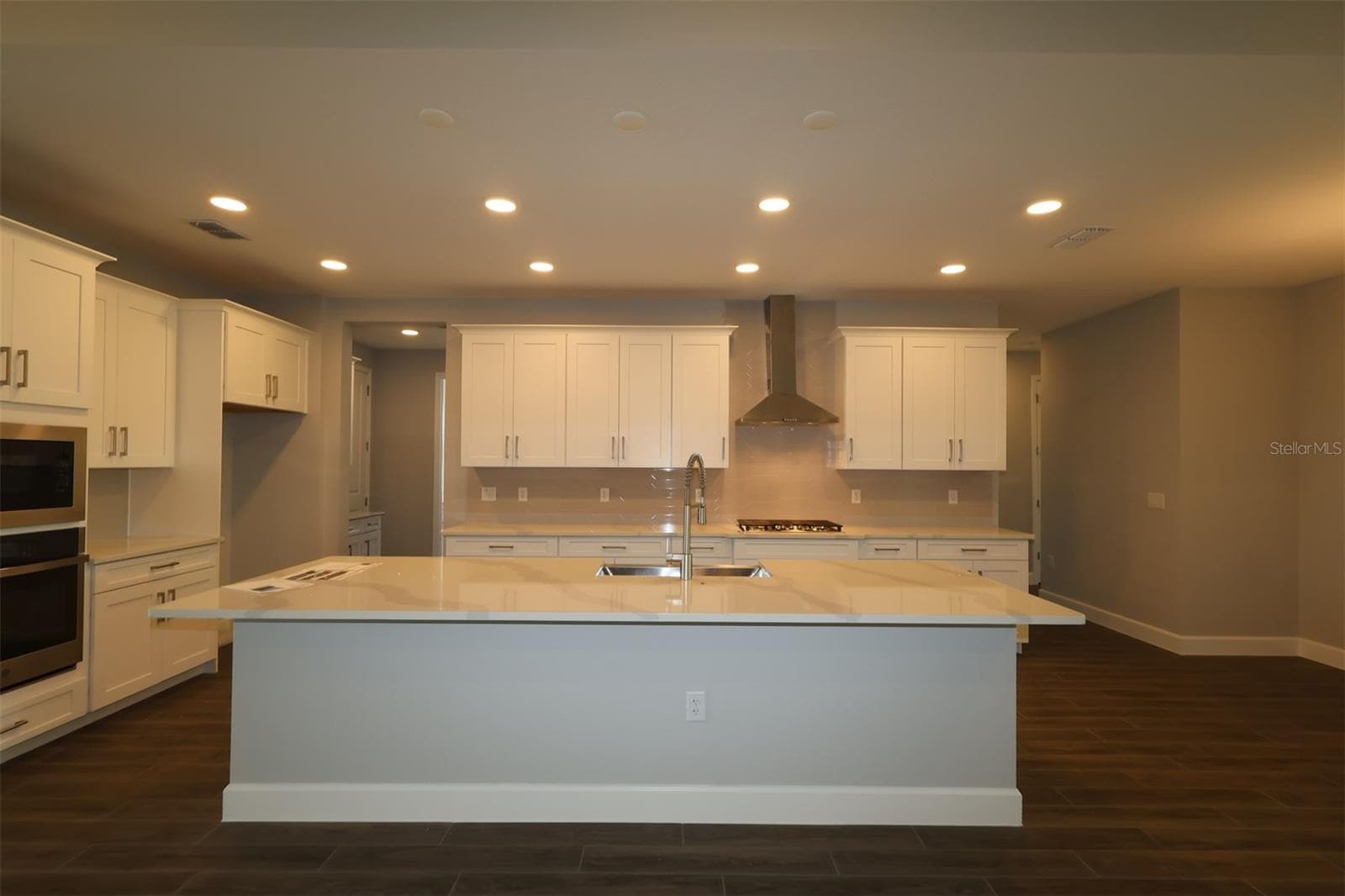 Single Family Residence at 3555 WOLVES CREEK PL, APOPKA, photo 4 of 22
