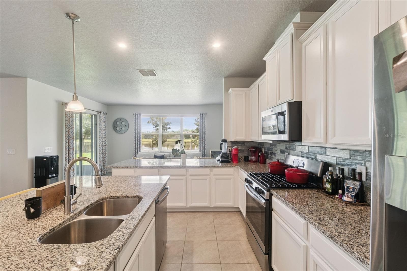 Single Family Residence at 1622 CHELSEA MANOR CIR, DELAND, photo 14 of 33