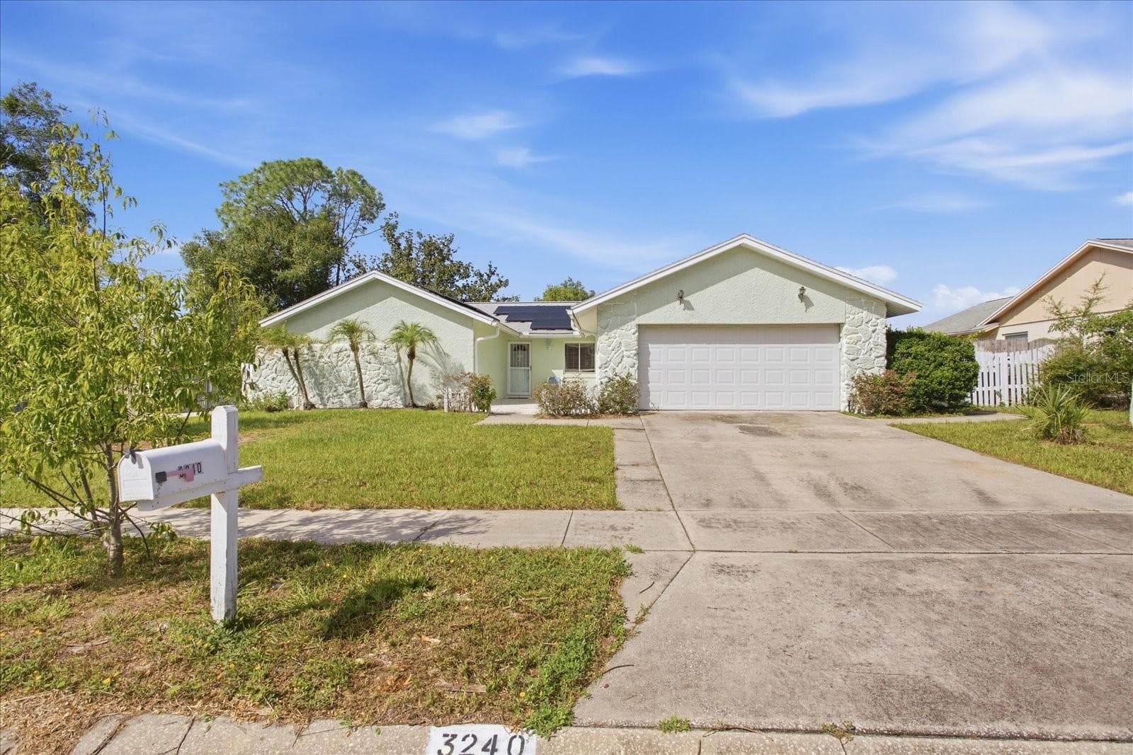 3240 AUTUMNWOOD TRL