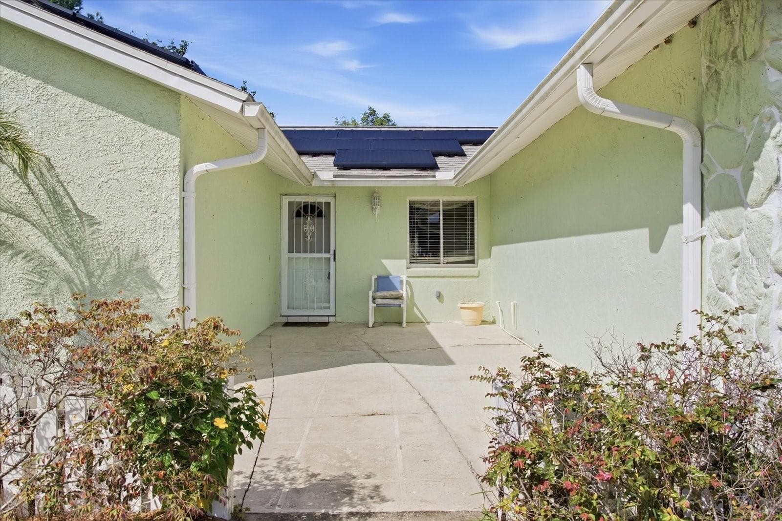 Single Family Residence at 3240 AUTUMNWOOD TRL, APOPKA, photo 2 of 20