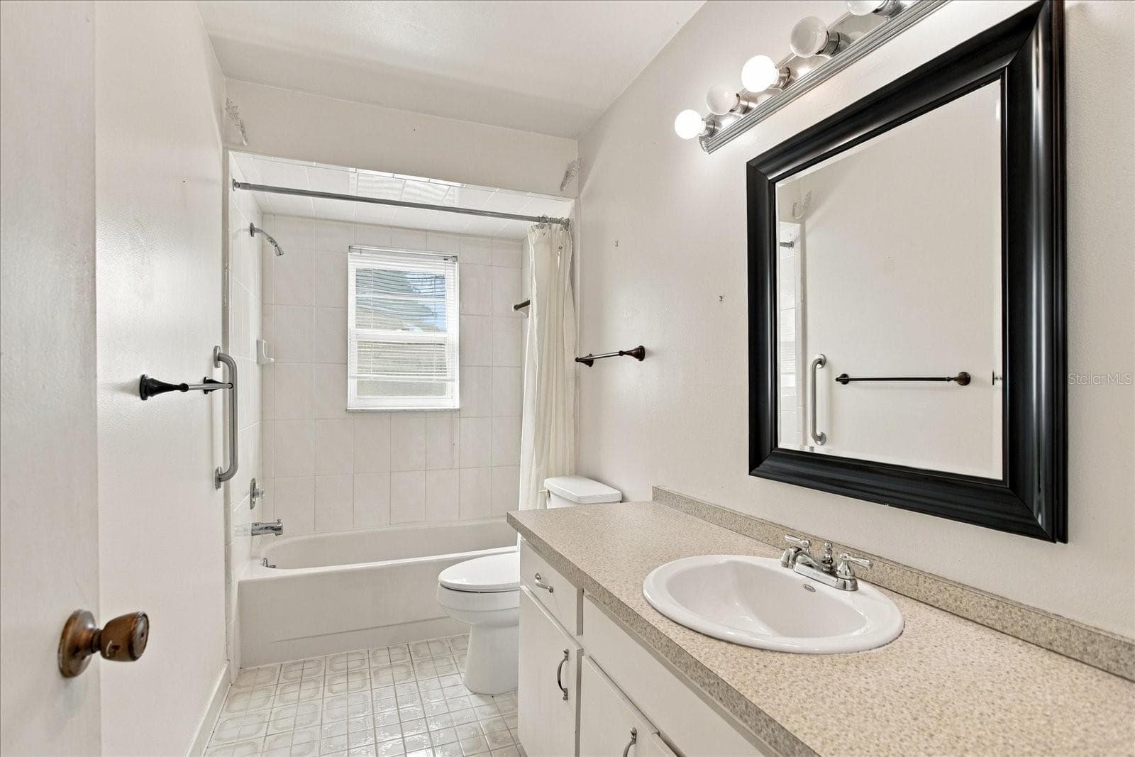 Single Family Residence at 3240 AUTUMNWOOD TRL, APOPKA, photo 17 of 20