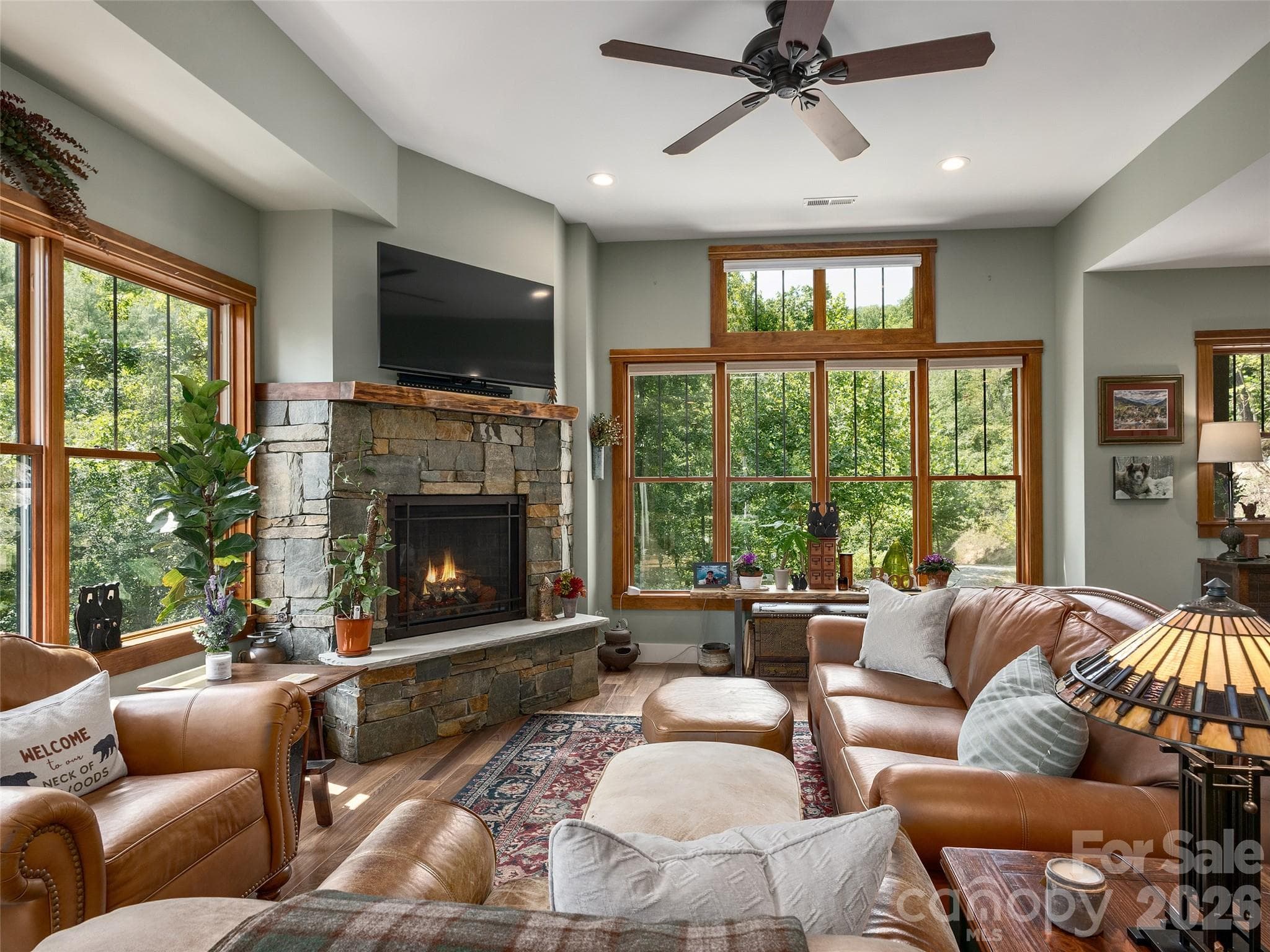 Single Family Residence at 95 Merrills Chase Road, Asheville, photo 11 of 44