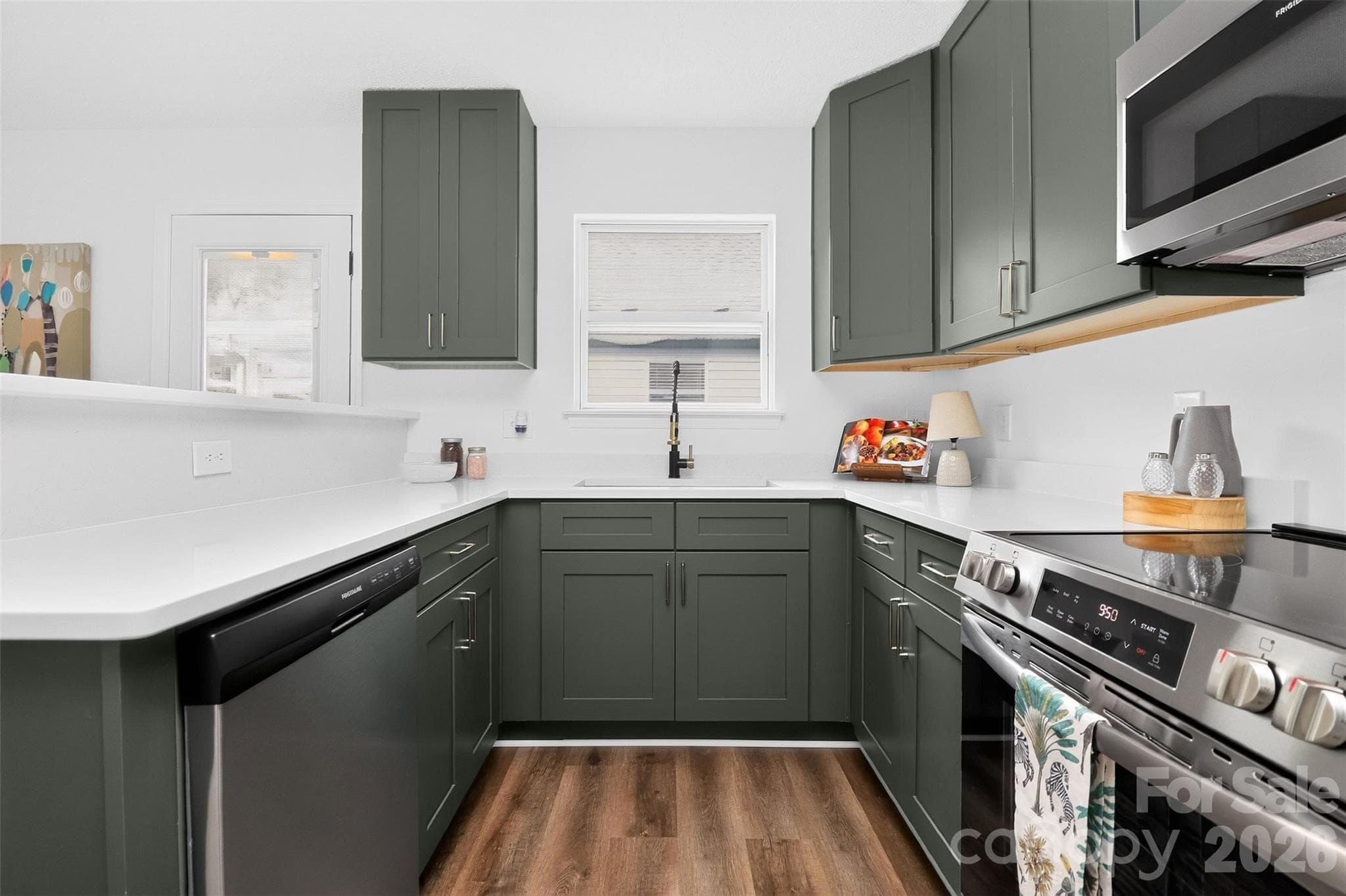 Single Family Residence at 521 Katonah Avenue, Charlotte, photo 21 of 48
