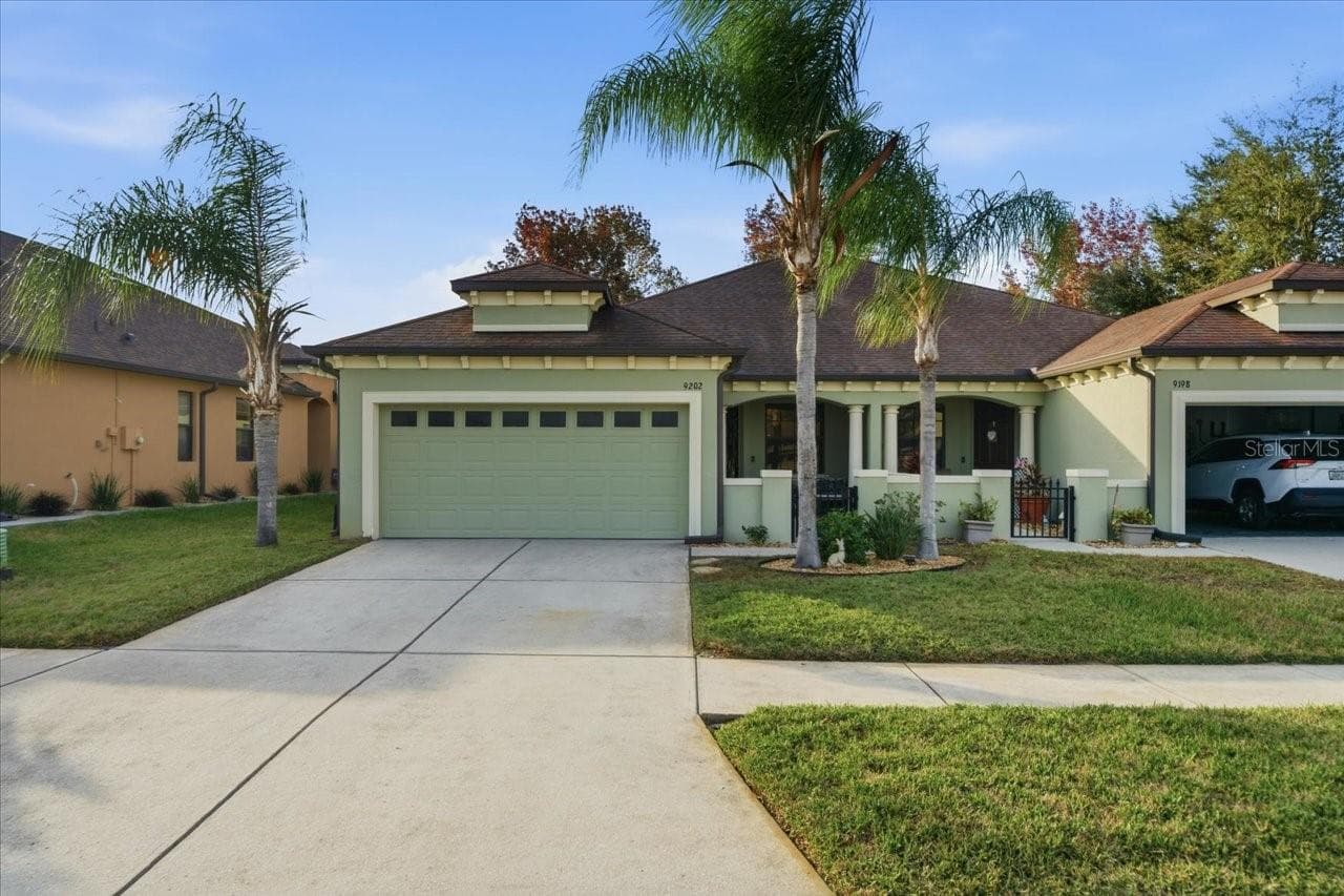 9202 SOUTHERN CHARM CIR