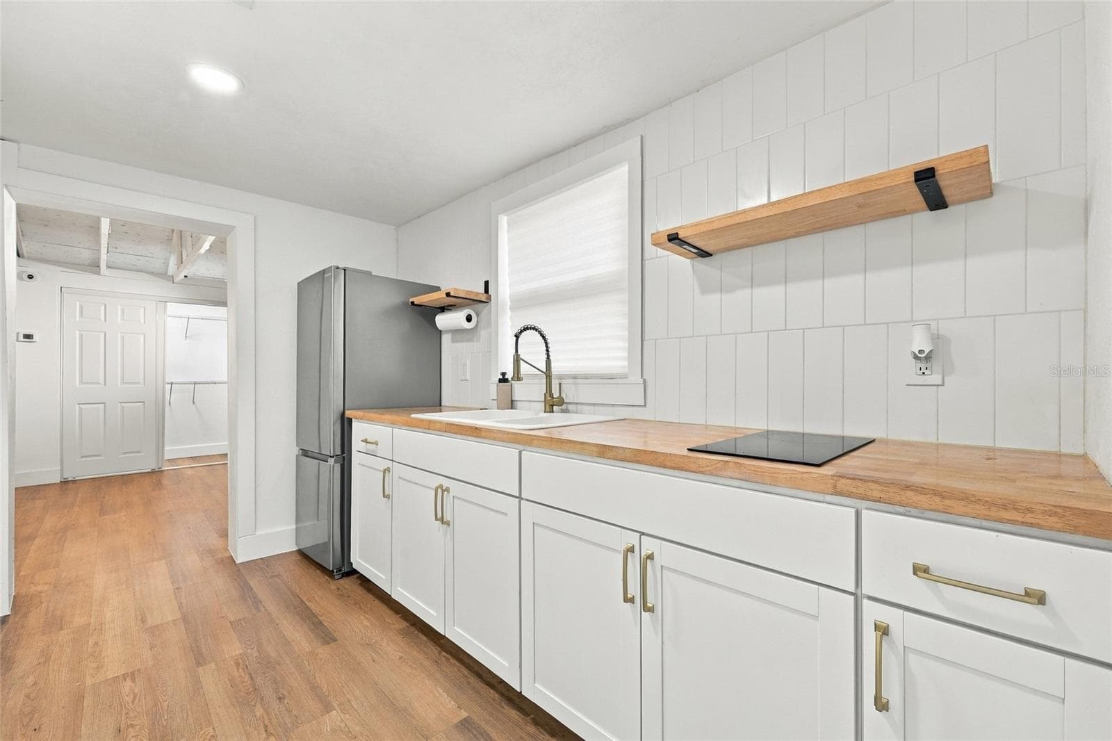 Single Family Residence at 1711 WHITE AVE #B2, ORLANDO, photo 4 of 10
