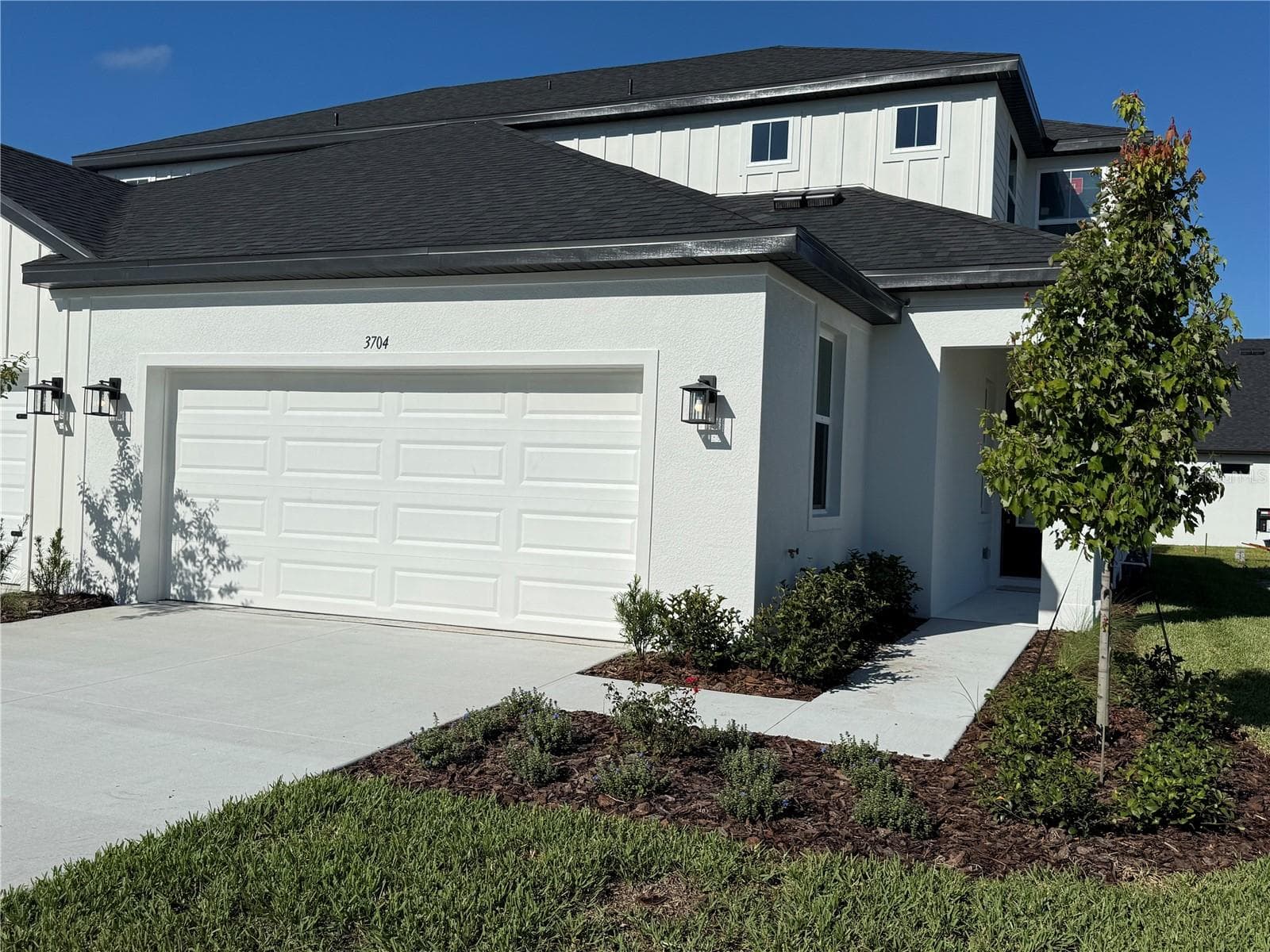 3704 NANDINA CIR