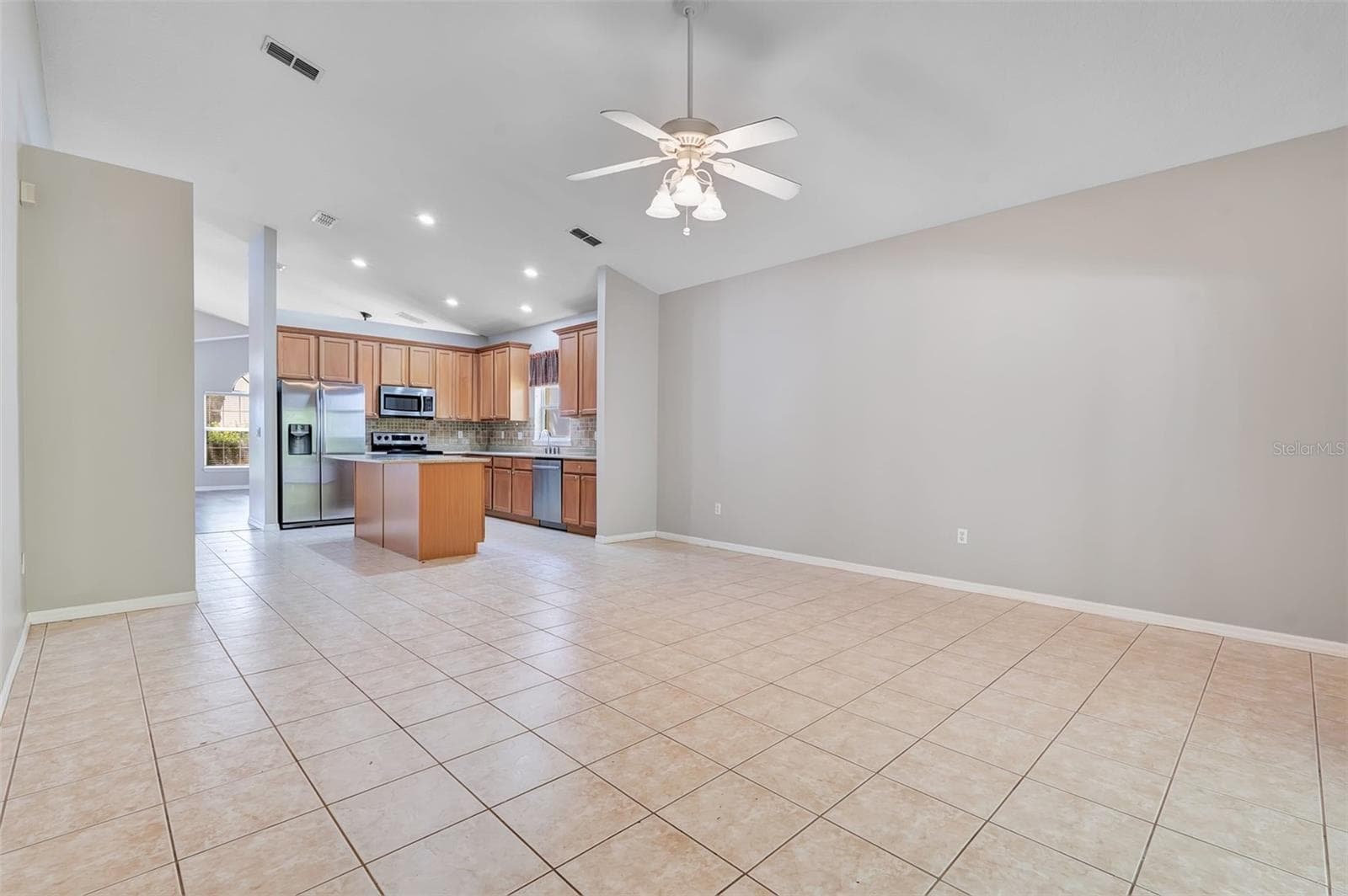 Family room - 469 CAREY WAY, ORLANDO