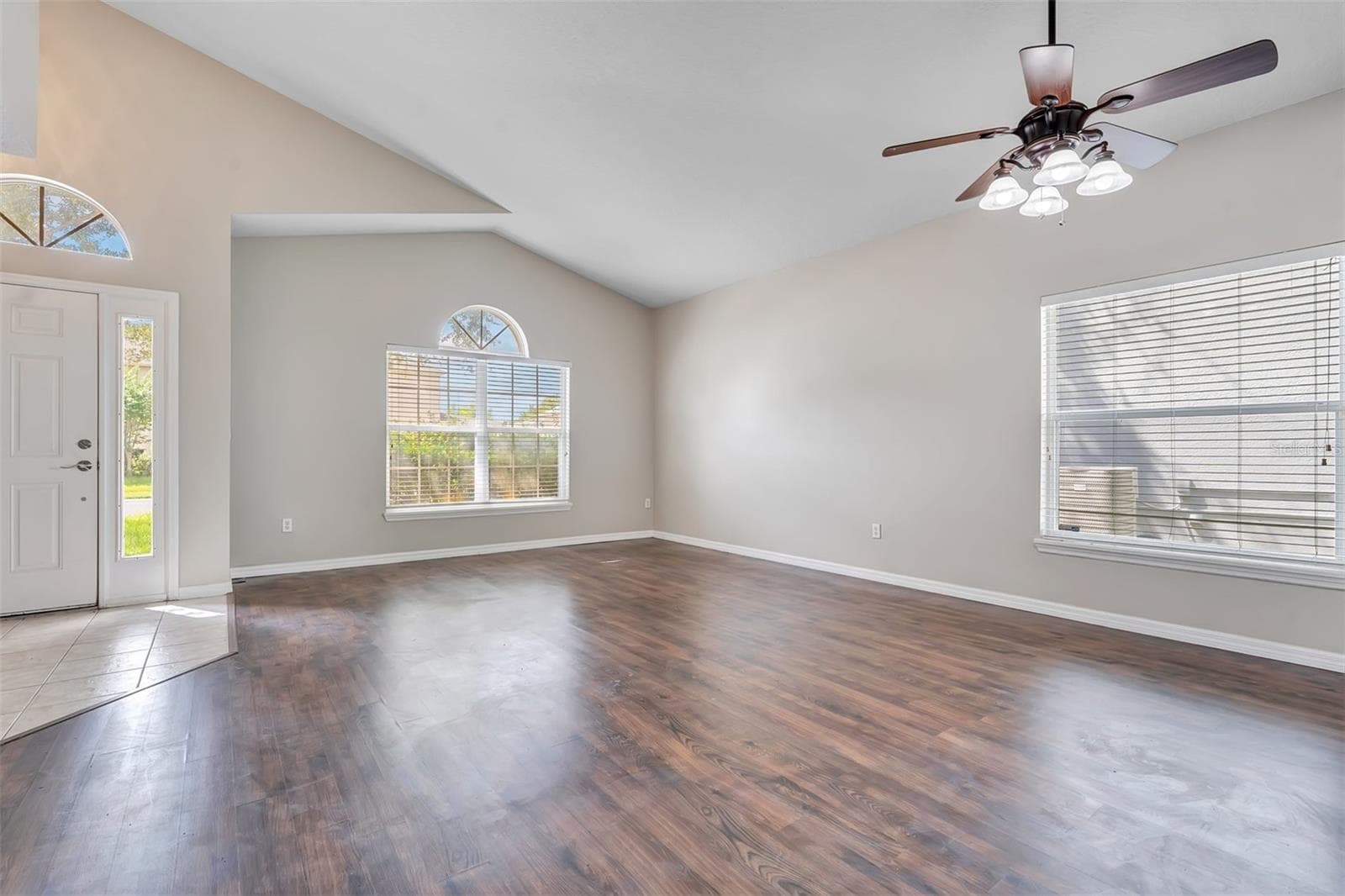 Living/dining room - 469 CAREY WAY, ORLANDO
