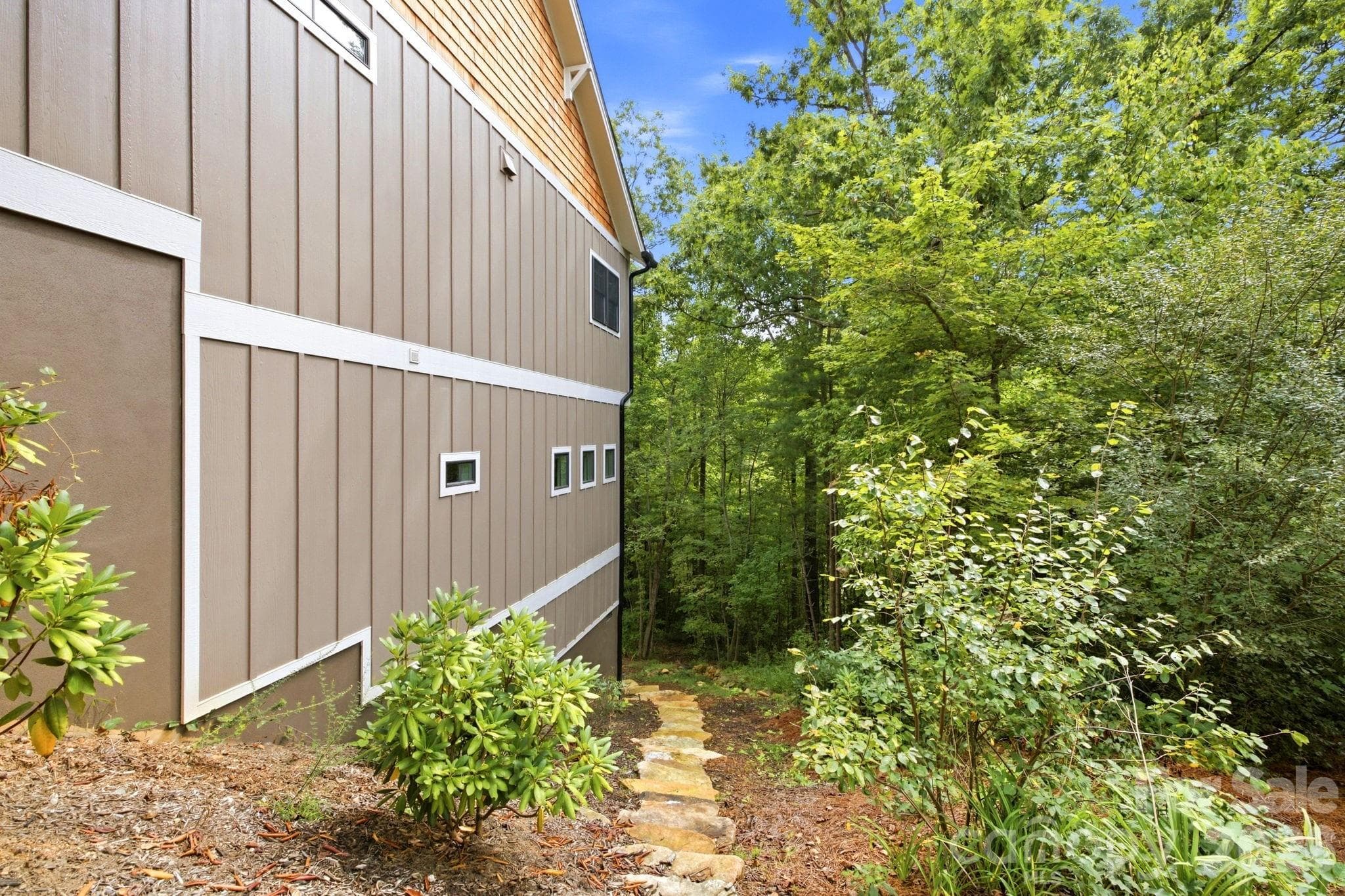 Single Family Residence at 14 Sugarland Ridge Trail, Fairview, photo 43 of 48