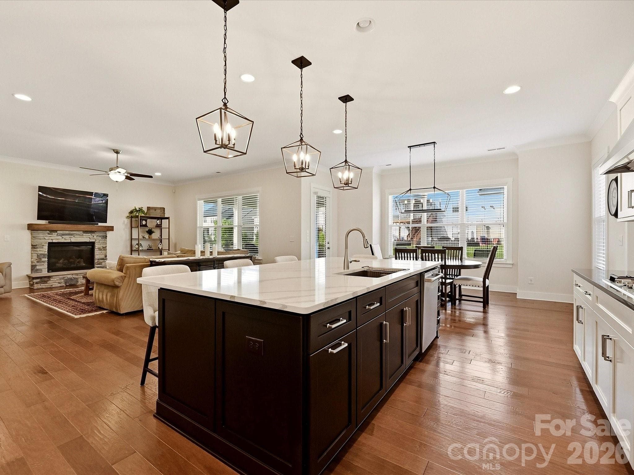 Single Family Residence at 14712 Keyes Meadow Way, Huntersville, photo 11 of 45