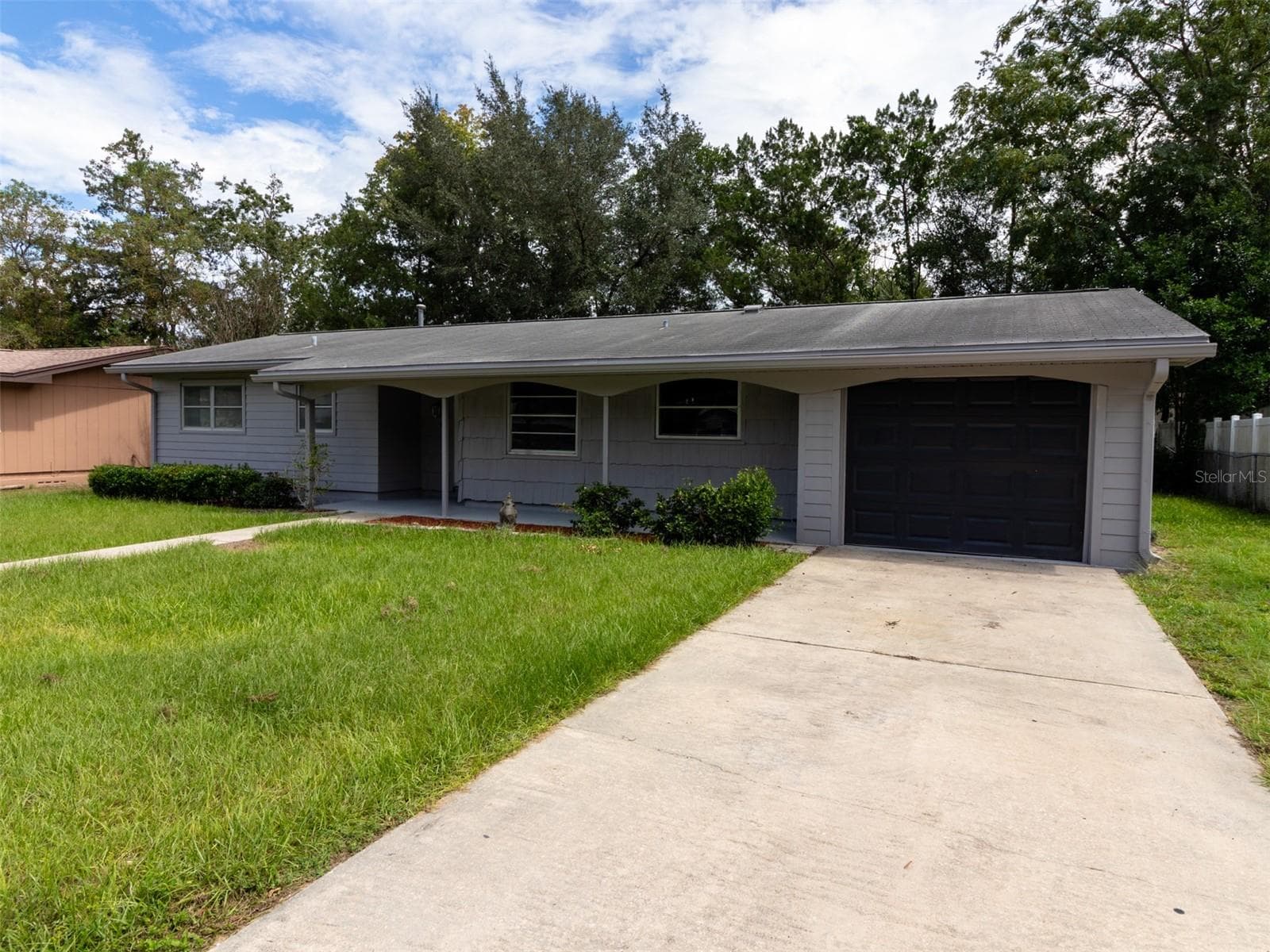 Exterior Front Right - 3523 SW 147TH LANE RD, OCALA