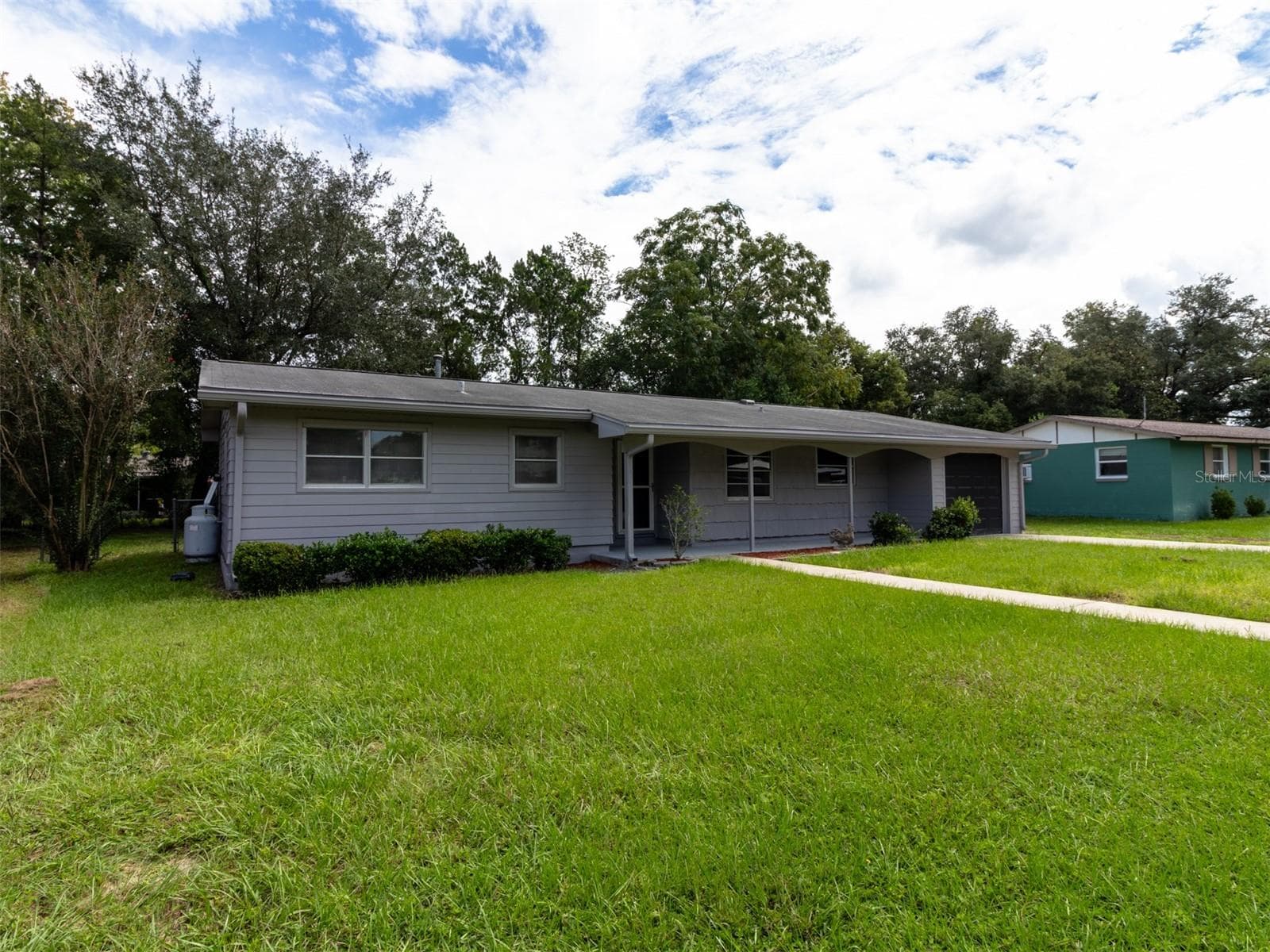 Exterior Front Left - 3523 SW 147TH LANE RD, OCALA