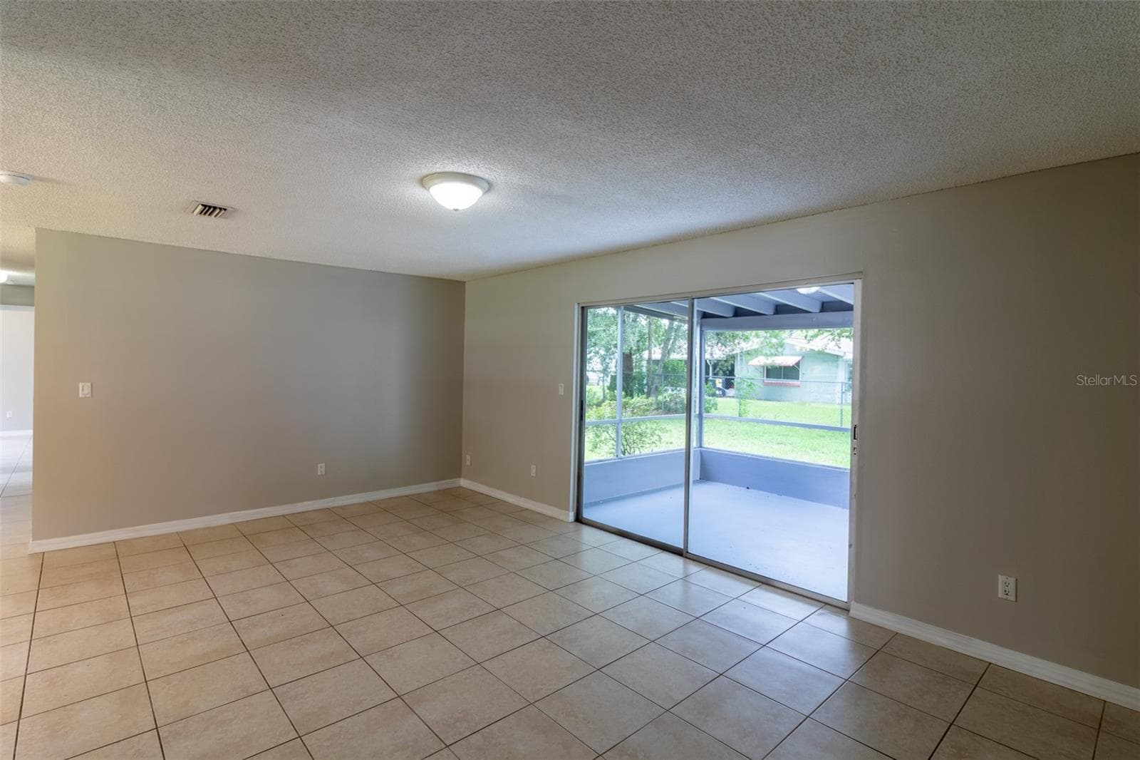 Living Room - 3523 SW 147TH LANE RD, OCALA