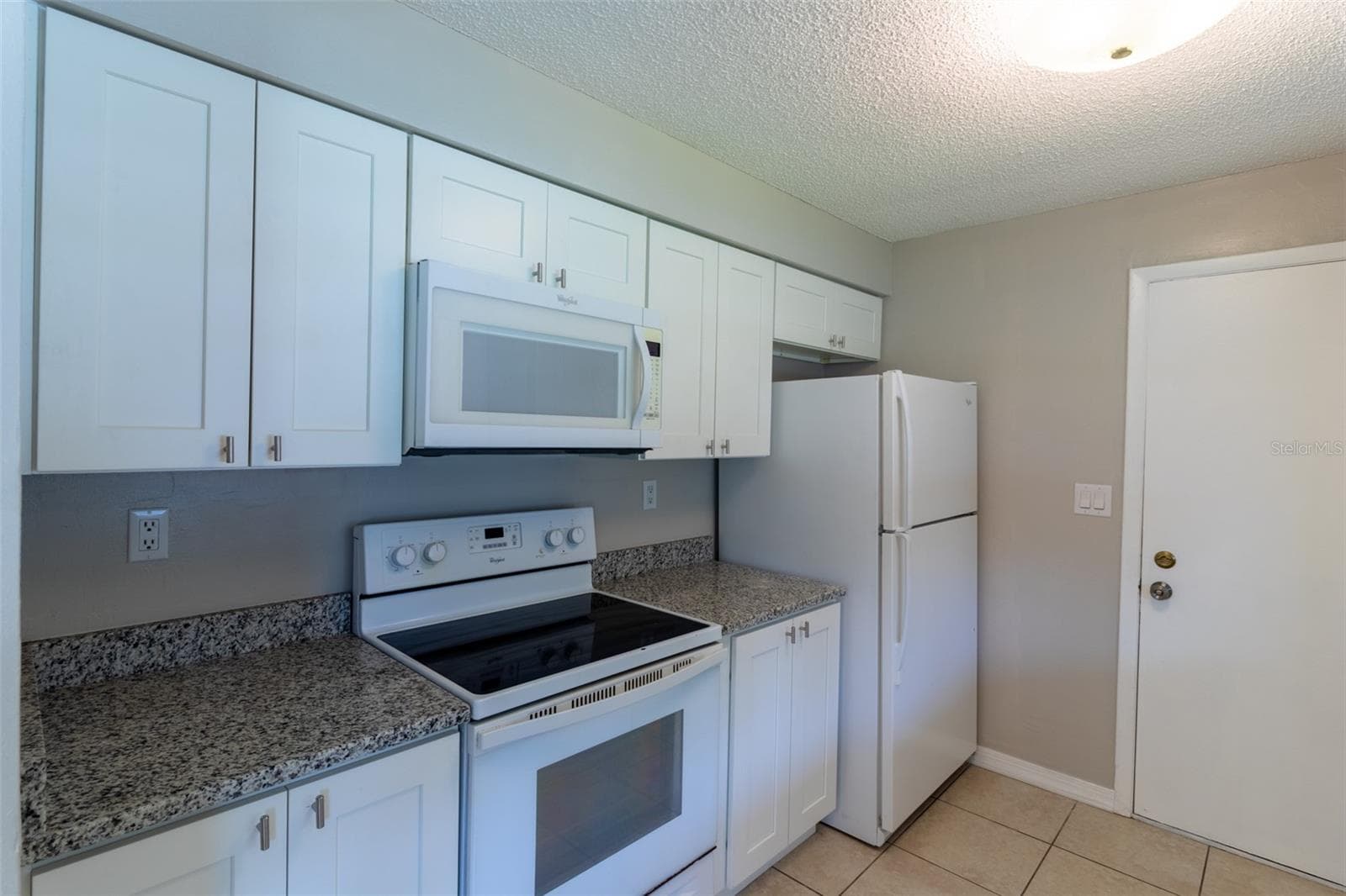 Kitchen - 3523 SW 147TH LANE RD, OCALA