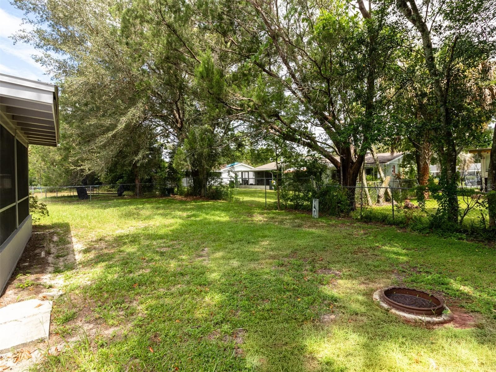 Backyard Right - 3523 SW 147TH LANE RD, OCALA