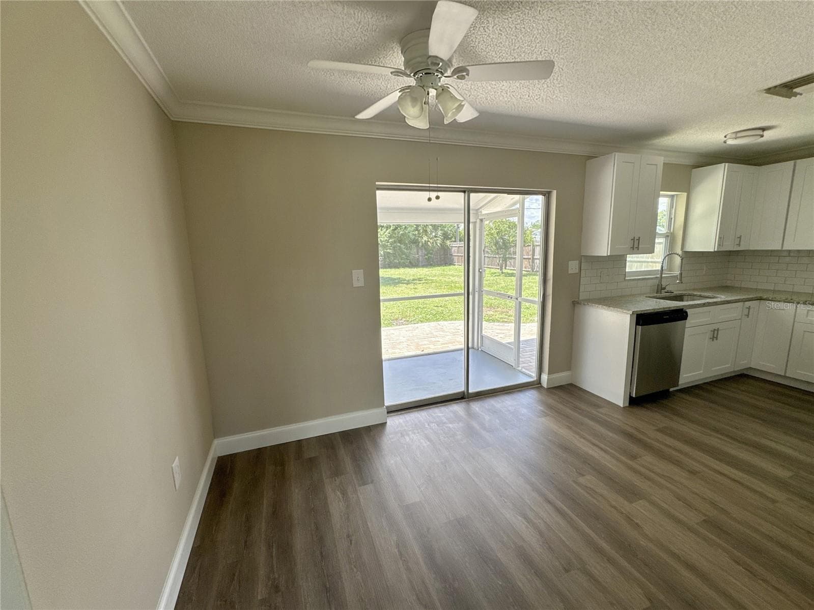 dining area - 322 READING ST NW, PORT CHARLOTTE