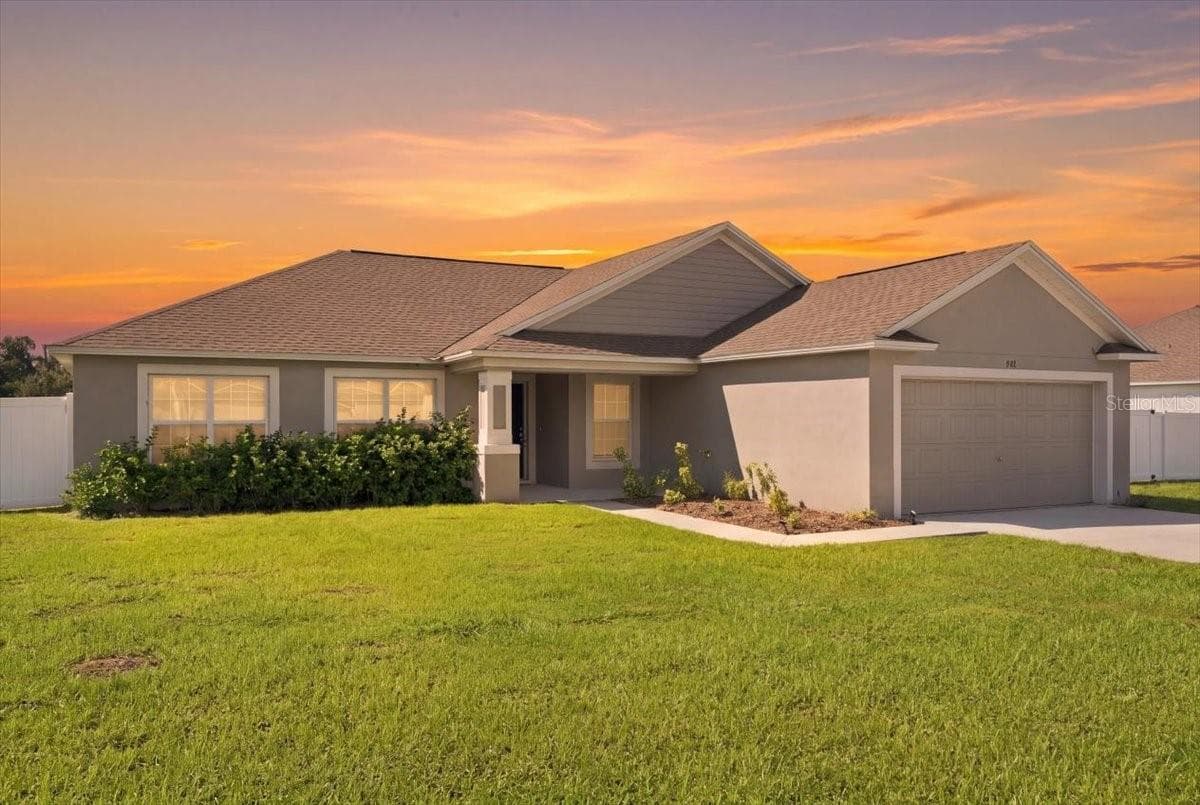 Single Family Residence at 912 LOCHLAND LOOP, BARTOW, photo 29 of 47
