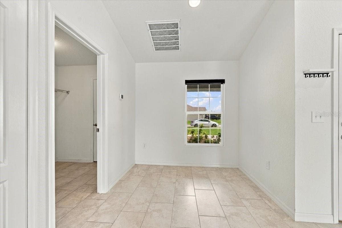 Single Family Residence at 912 LOCHLAND LOOP, BARTOW, photo 41 of 47