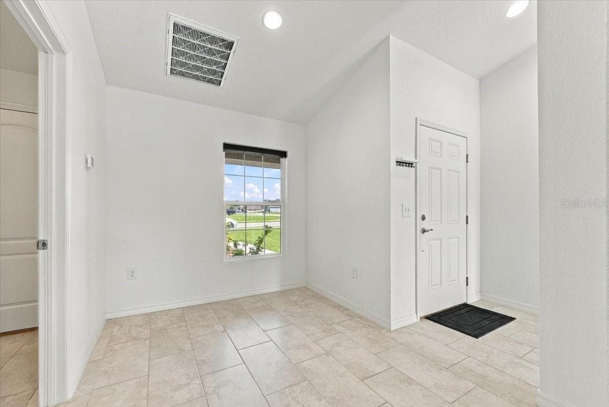 Single Family Residence at 912 LOCHLAND LOOP, BARTOW, photo 42 of 47