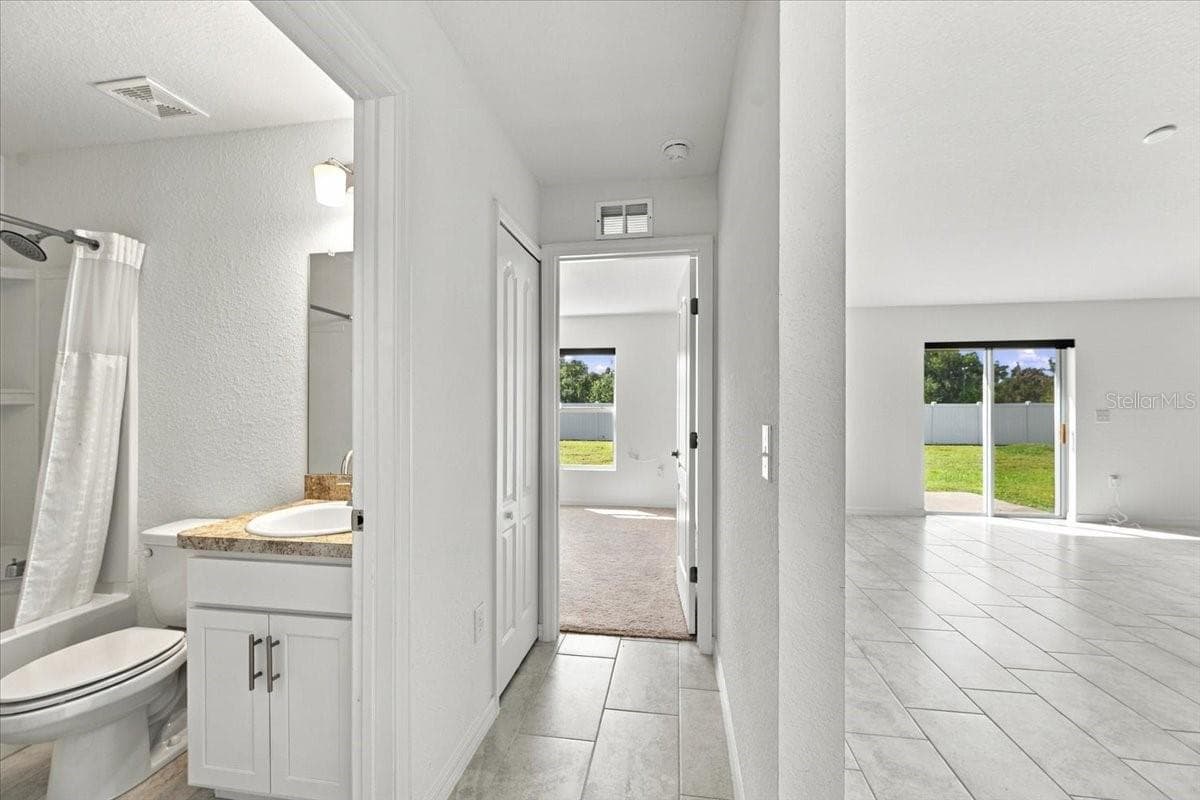 Single Family Residence at 912 LOCHLAND LOOP, BARTOW, photo 44 of 47