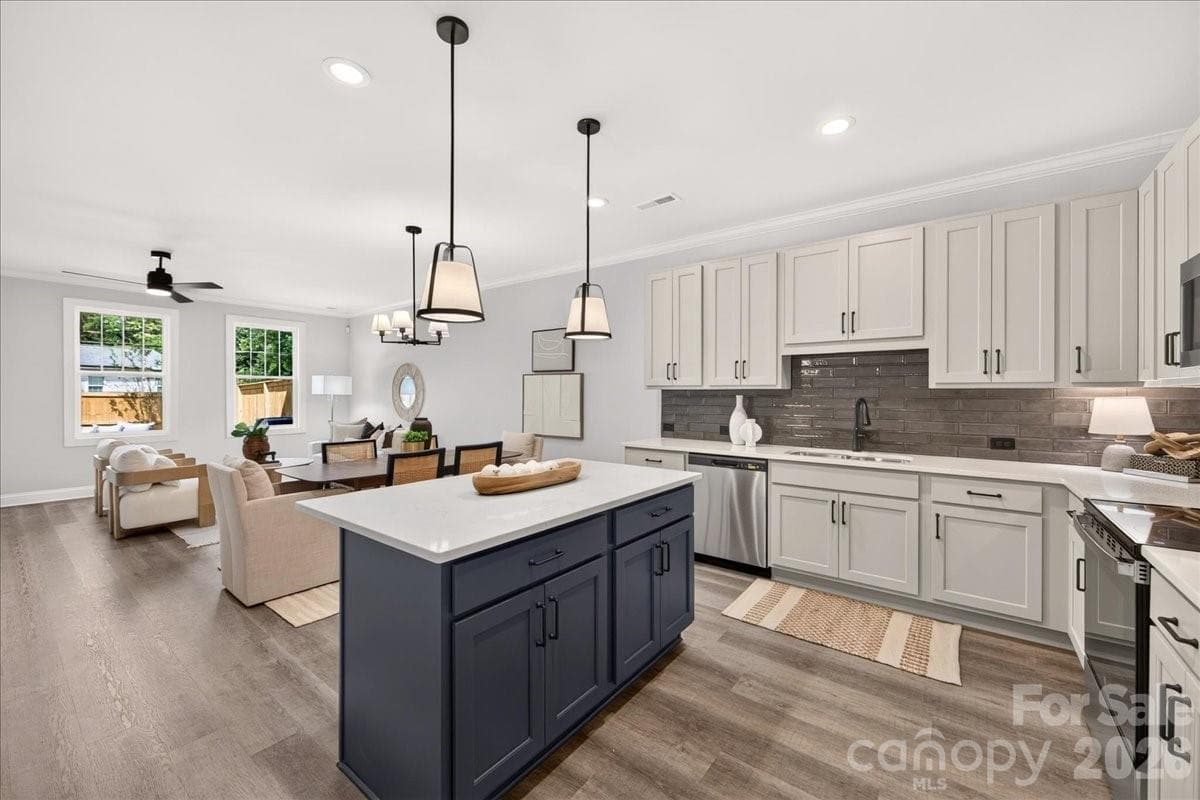 Townhouse at Charlotte, photo 17 of 65