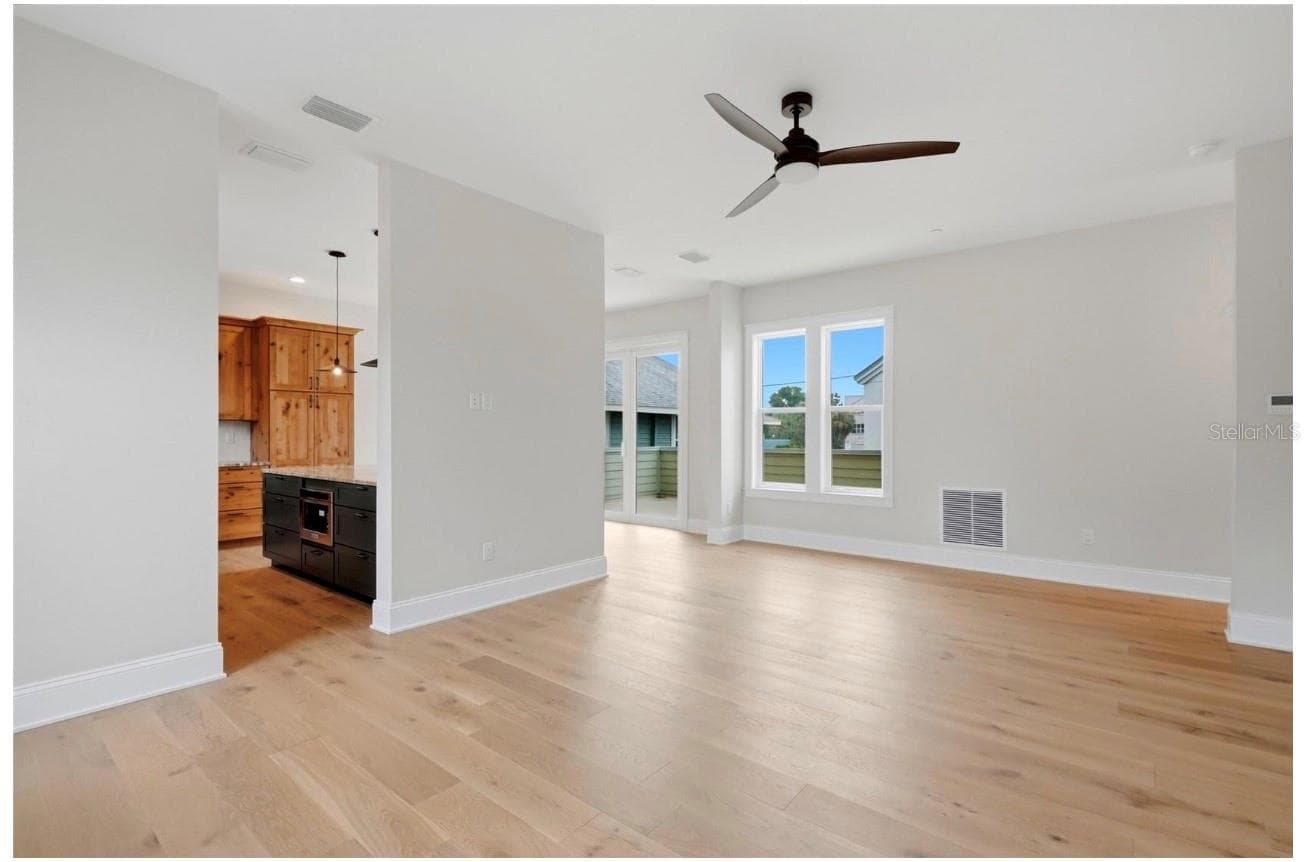2nd Floor Living Room and Kitchen with Balcony - 2532 1ST AVE N, ST PETERSBURG