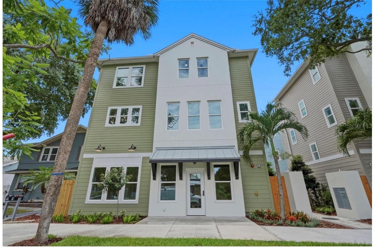 Single Family Residence at 2532 1ST AVE N, ST PETERSBURG, photo 45 of 58