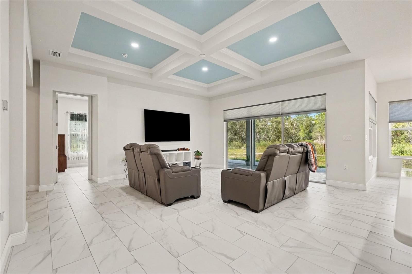 Single Family Residence at 18117 PARAKEET RD, WEEKI WACHEE, photo 9 of 34