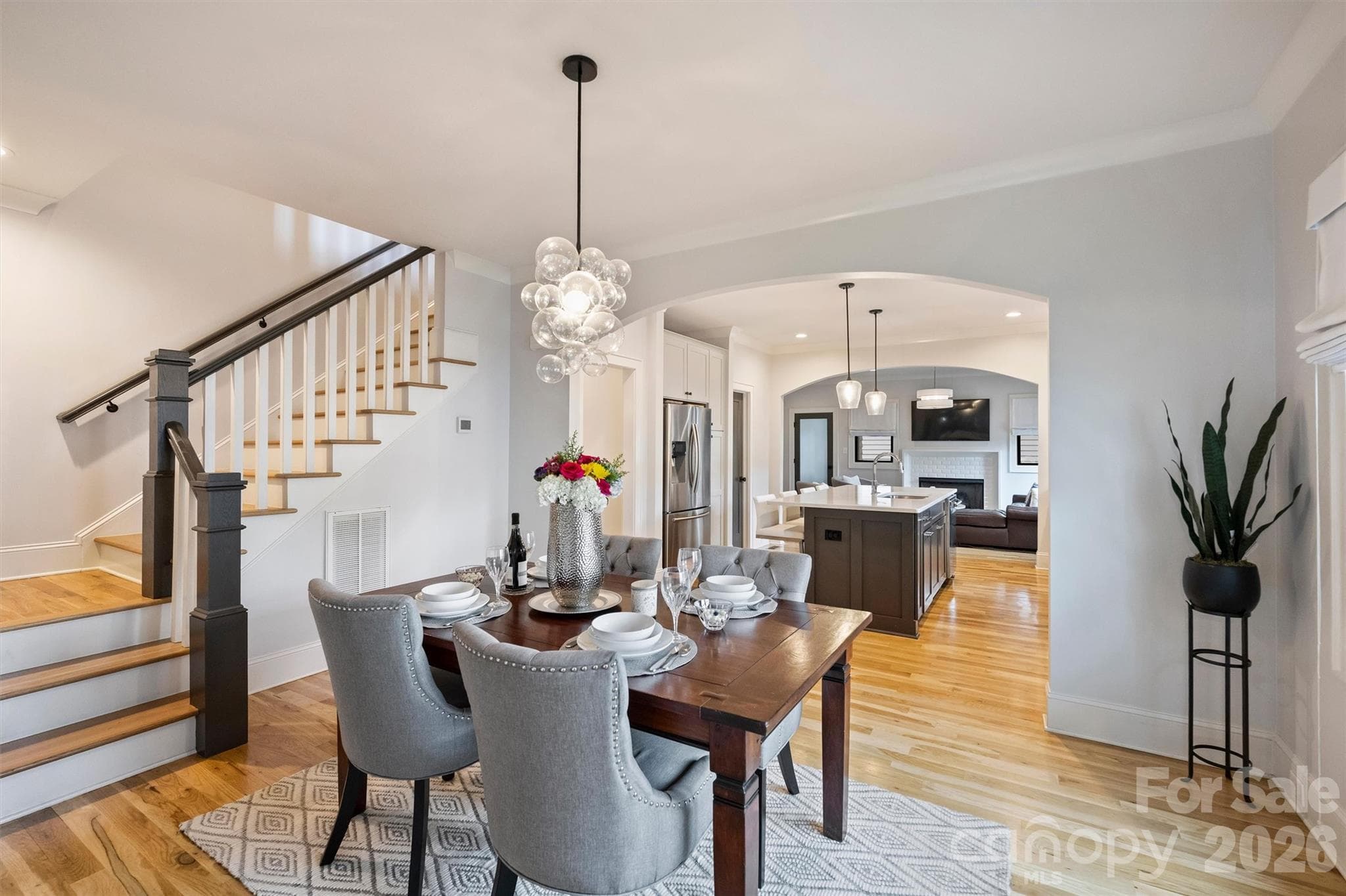Condominium at 1514 Kensington Drive, Charlotte, photo 3 of 28