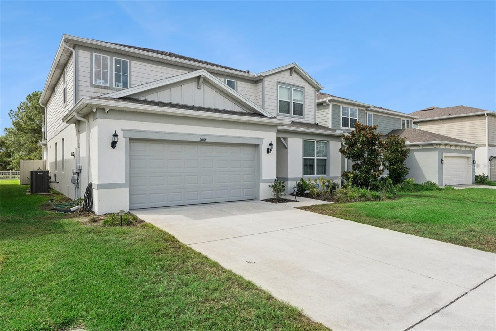 Front of property - 5664 OAK KNOLL DR, ST CLOUD
