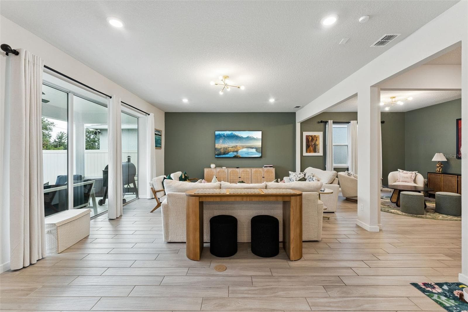 Living room - 5664 OAK KNOLL DR, ST CLOUD